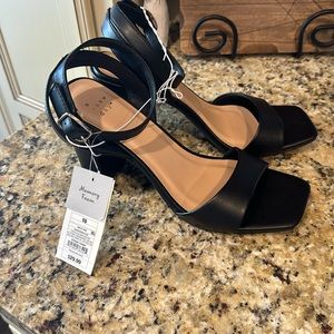 A New Day memory foam black heels size 10 new with tags
